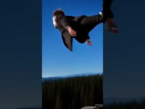 @ElonMusk-FanZone #tesla #animatedshort #flyingtesla #billionaire #elonmusk #tips #viral