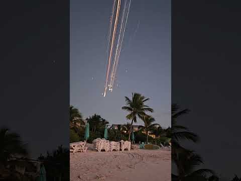 Meteorshower & Spacedebris from @SpaceX @ElonMusk-FanZone @turkscaicos5701