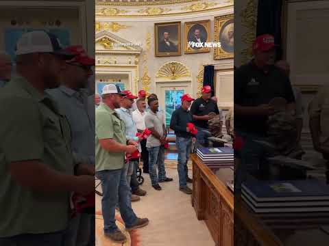Reflecting pool workers INVITED TO OVAL OFFICE #foxnews #news #us #fox